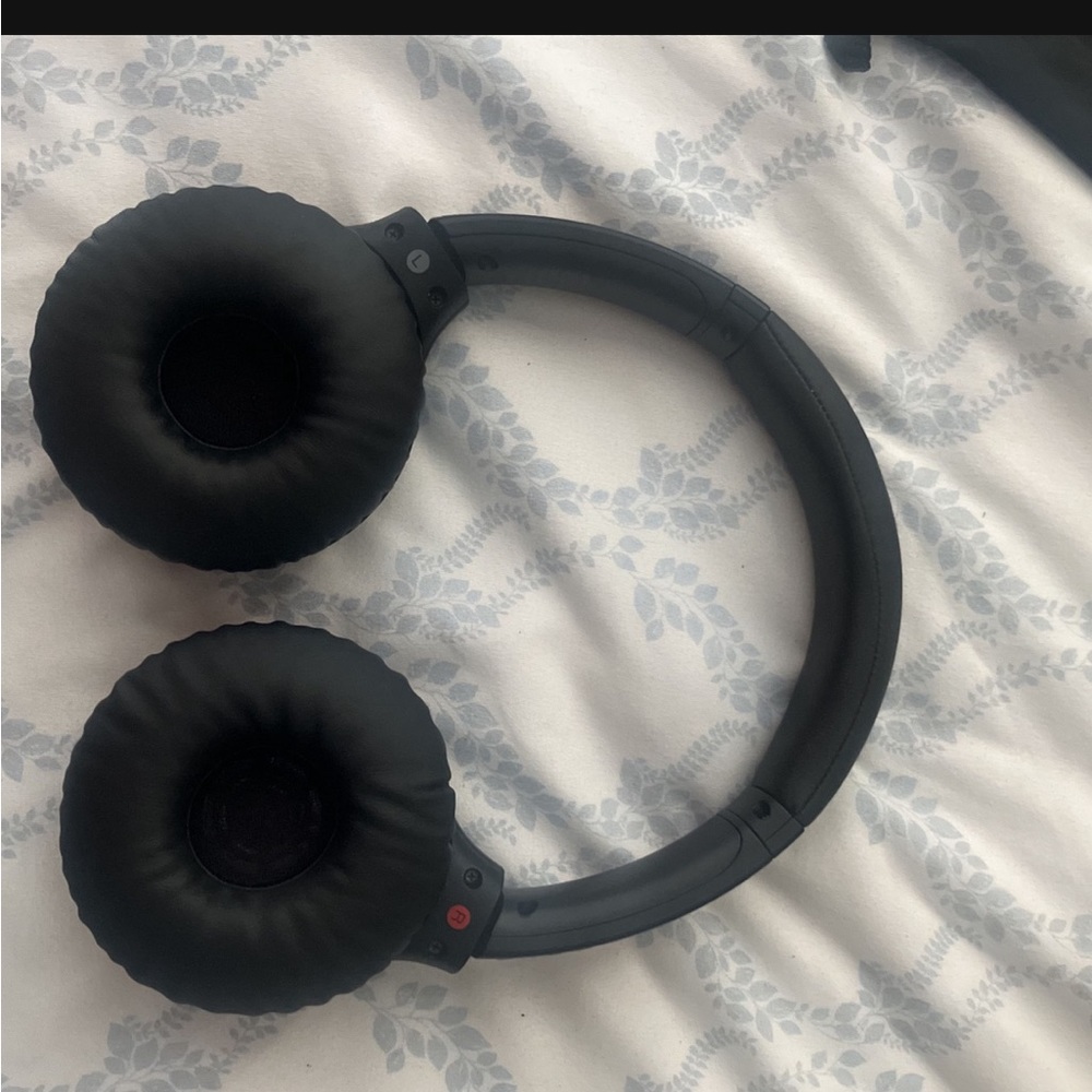 sony wh-xb700